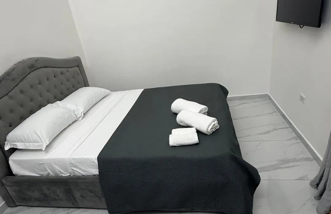 Hv Luigi Luxury-1
