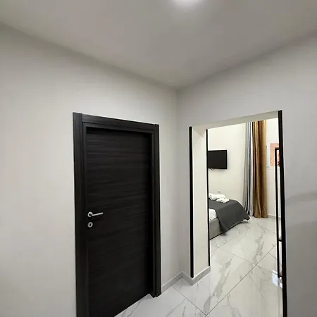 Hv Luigi Luxury-3